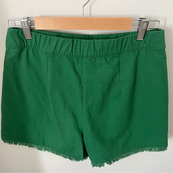 Tuckernuck Palm Green JoJo shorts-M - Picture 4 of 6